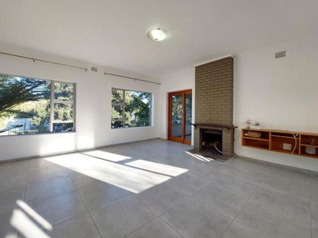 4 Bedroom House in Monte Sereno