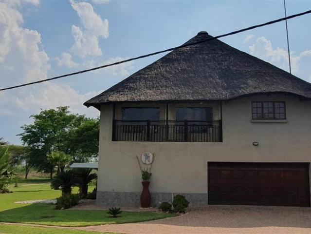 4 Bedroom House in Mookgophong Naboomspruit
