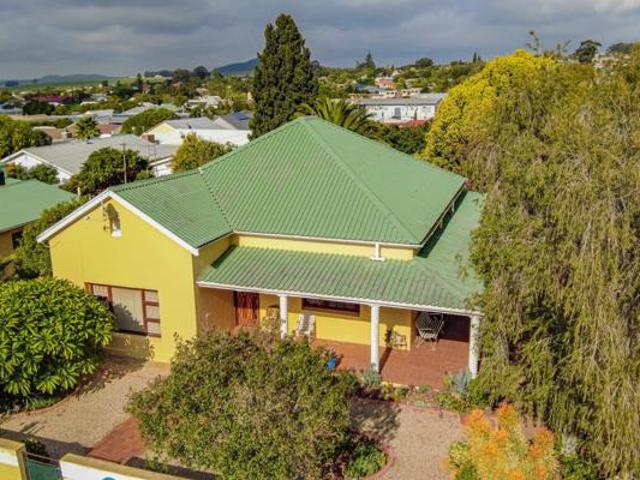 4 Bedroom House in Moorreesburg