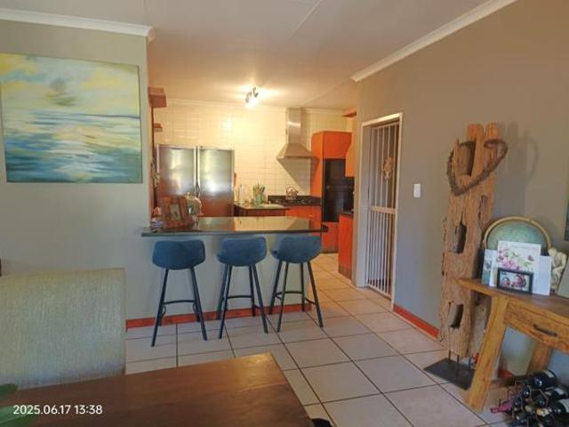 4 Bedroom House in Moreleta Park