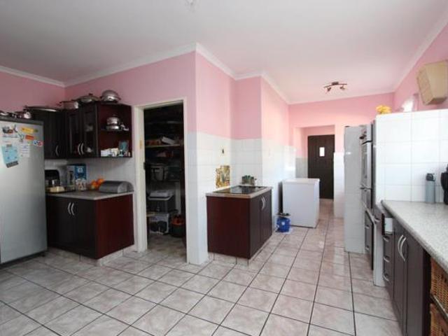 4 Bedroom House in Morningside