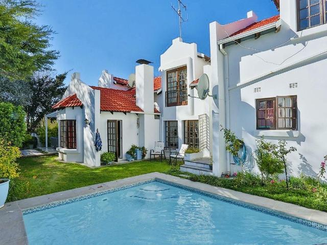 4 Bedroom House in Morningside
