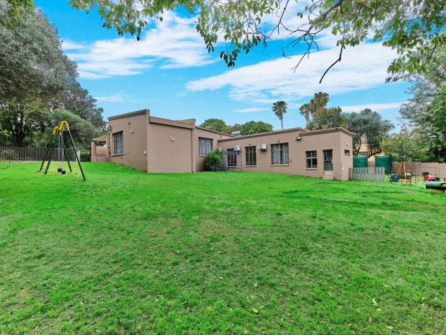 4 Bedroom House in Morningside Manor
