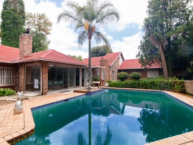 4 Bedroom House in Morningside Manor