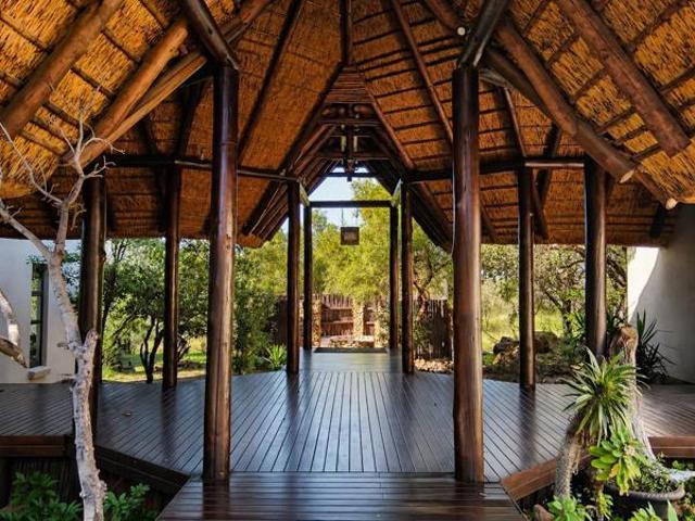 4 Bedroom House in Mabalingwe Nature Reserve