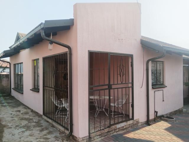 4 Bedroom House in Mabopane