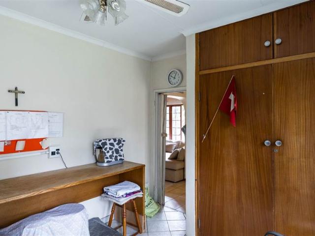 4 Bedroom House in Magalieskruin