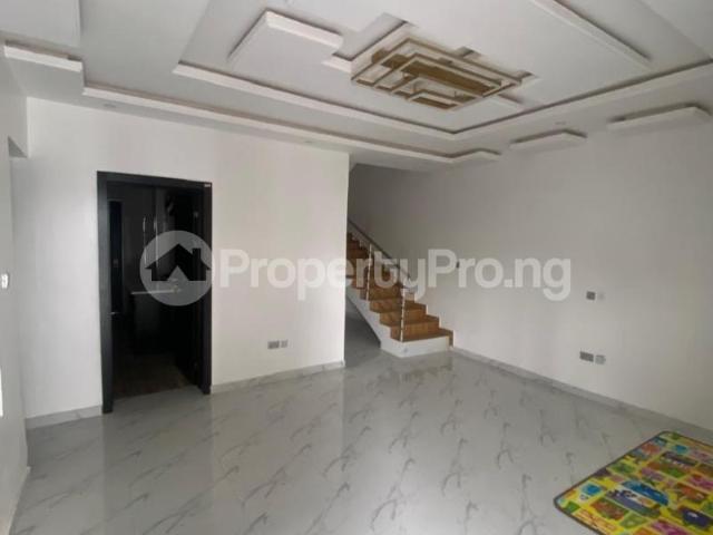 4 Bedroom House in Magodo Kosofe/Ikosi Lagos | House for sale in kosofe ikosi | House in kosofe ikosi | 4 Bedroom | PropertyPro Nigeria