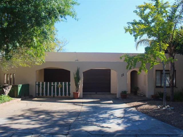 4 Bedroom House in Malmesbury