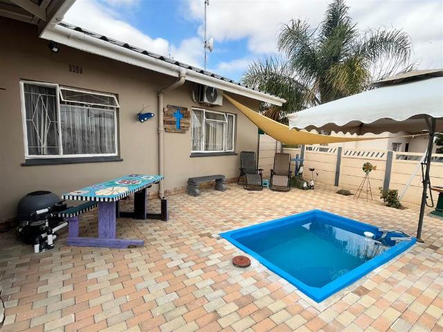 4 Bedroom House in Malmesbury