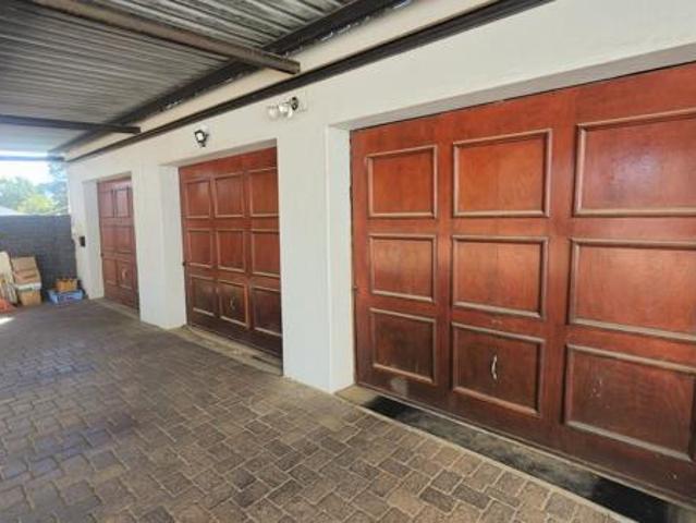 4 Bedroom House in Malmesbury