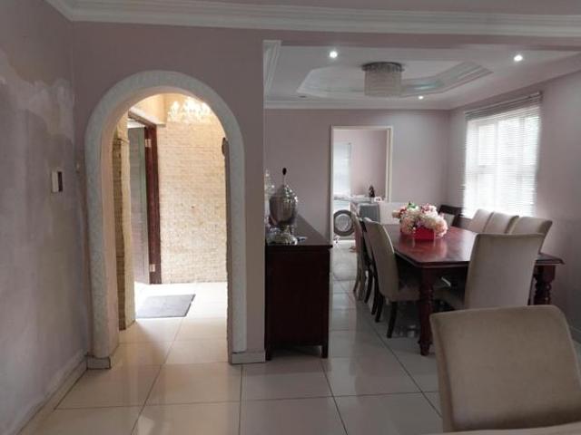 4 Bedroom House in Malvern