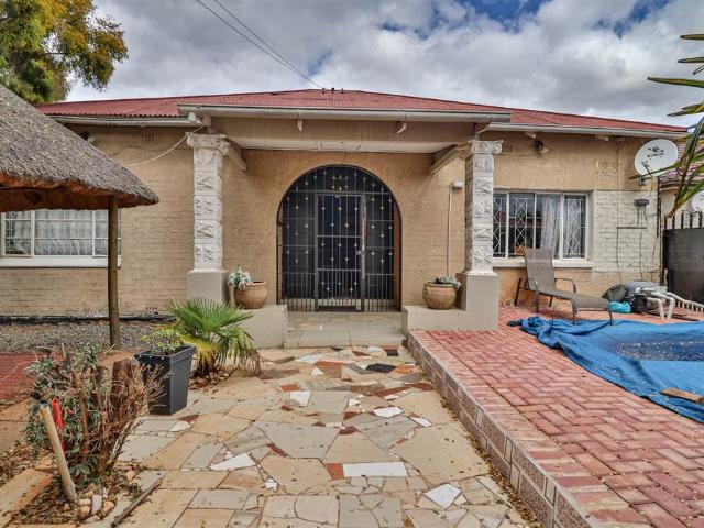 4 Bedroom House in Malvern East