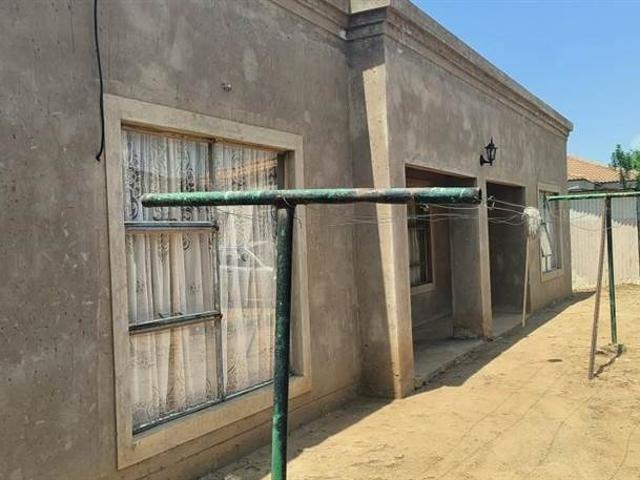 4 Bedroom House in Mamelodi East