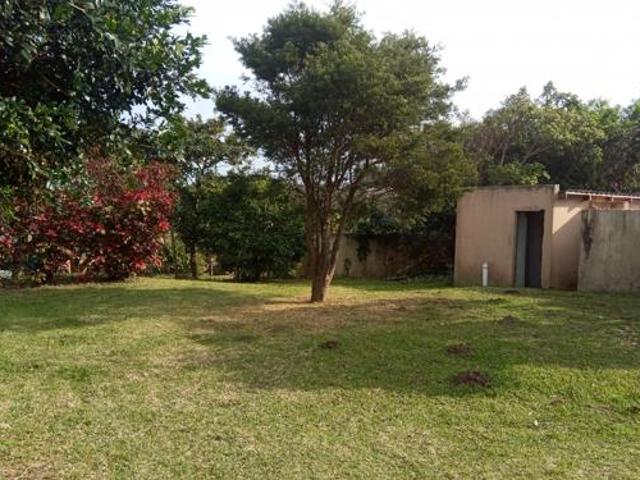 4 Bedroom House in Manaba Beach