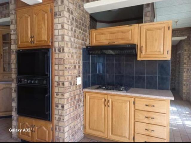 4 Bedroom House in Marble Hall