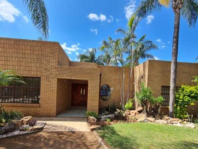 4 Bedroom House in Marble Hall