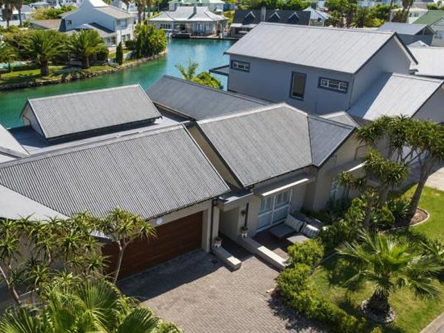 4 Bedroom House in Marina Martinique