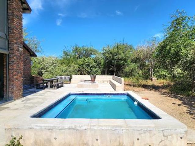 4 Bedroom House in Marloth Park
