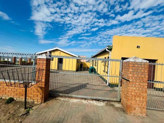 4 Bedroom House in Mdantsane