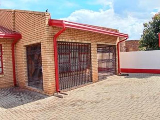 4 Bedroom House in Meyerton Central