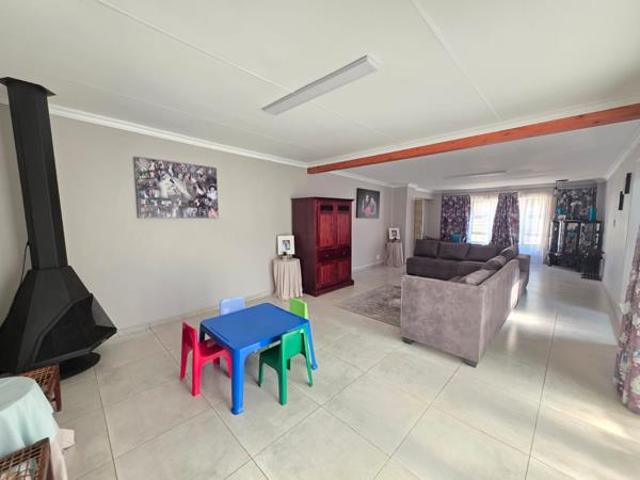 4 Bedroom House in Meyerton Central