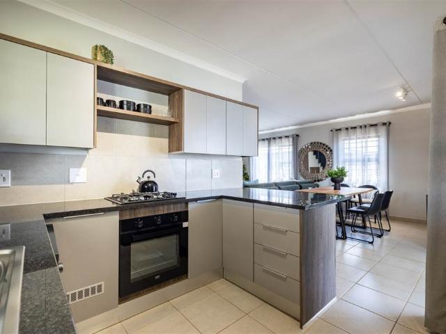 4 Bedroom House in Meyersdal