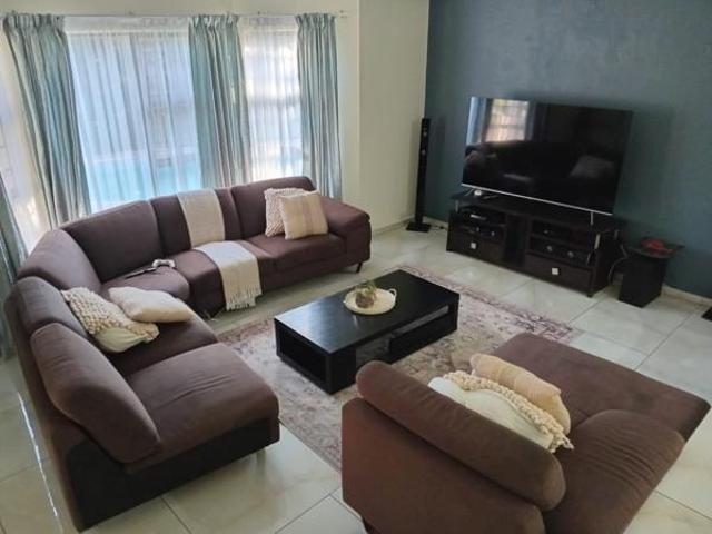 4 Bedroom House in Meer En See