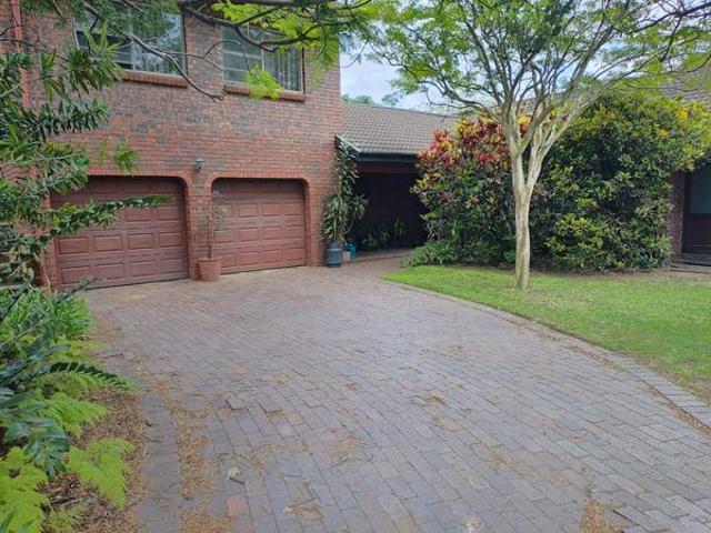 4 Bedroom House in Meer En See