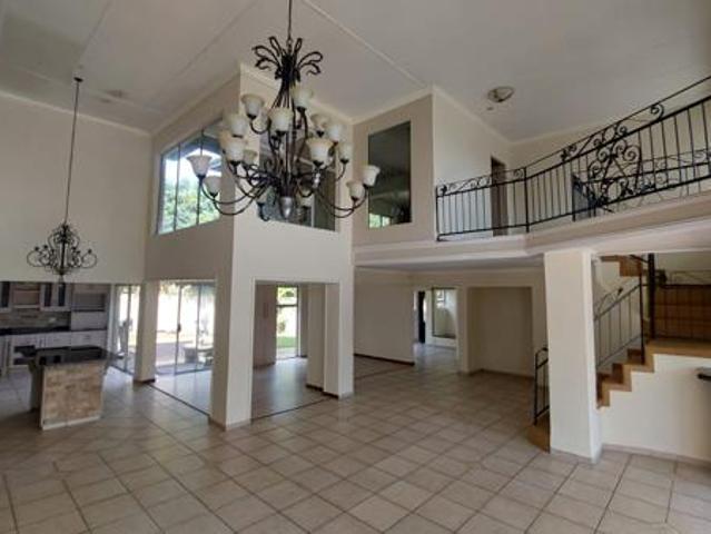 4 Bedroom House in Meer En See