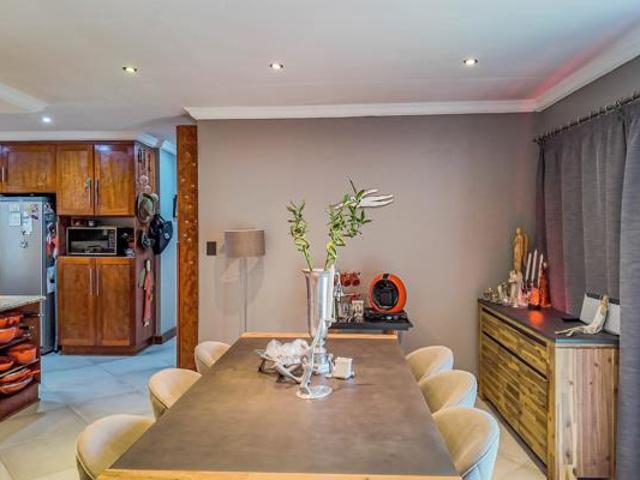 4 Bedroom House in Melodie