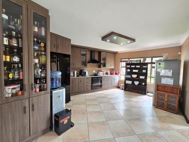 4 Bedroom House in Melodie