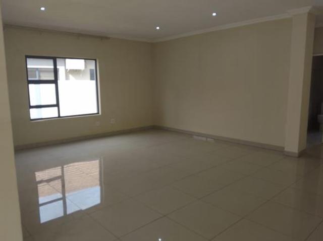4 Bedroom House in Melodie