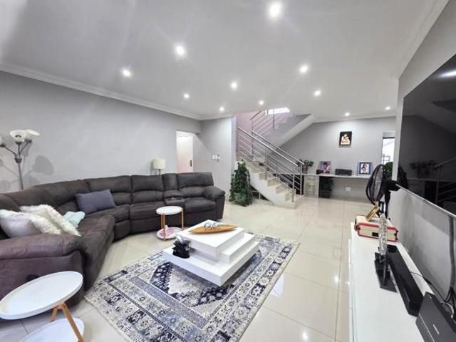 4 Bedroom House in Melodie