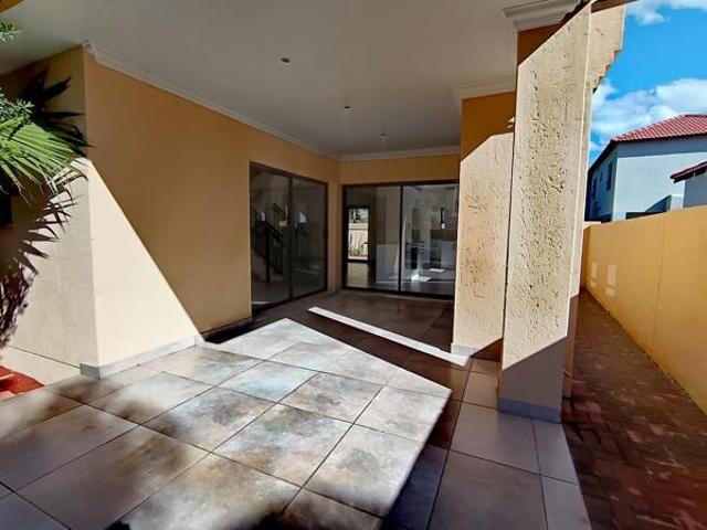 4 Bedroom House in Melodie