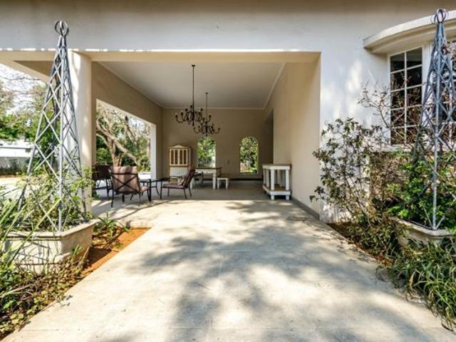 4 Bedroom House in Melrose Estate