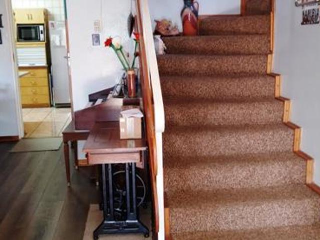 4 Bedroom House in Memorial Road Area