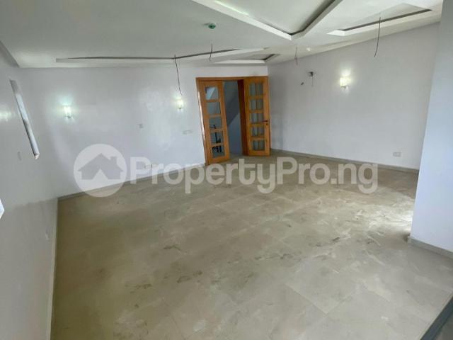 Buy 5bed Terrace+bq! In Mende, Maryland Lagos 1GJVG | PropertyPro Nigeria