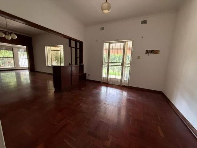 4 Bedroom House in Menlo Park