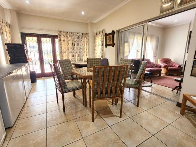 4 Bedroom House in Midfield Estate