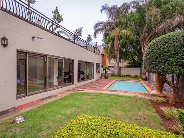 4 Bedroom House in Midfield Estate