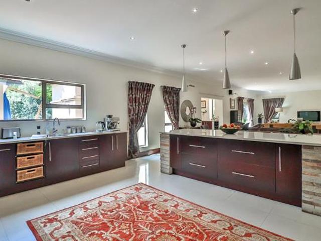 4 Bedroom House in Midlands Estate