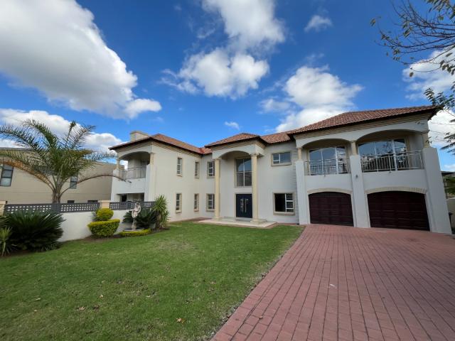 4 Bedroom House in Midlands Estate