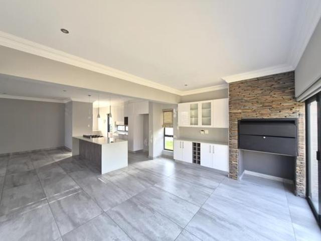 4 Bedroom House in Midstream Meadows