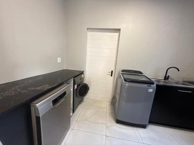 4 Bedroom House in Midstream Meadows