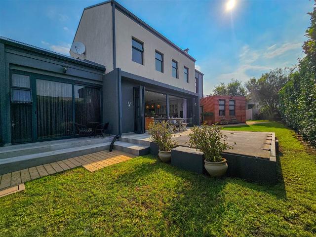 4 Bedroom House in Midstream Meadows