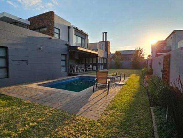 4 Bedroom House in Midstream Estate