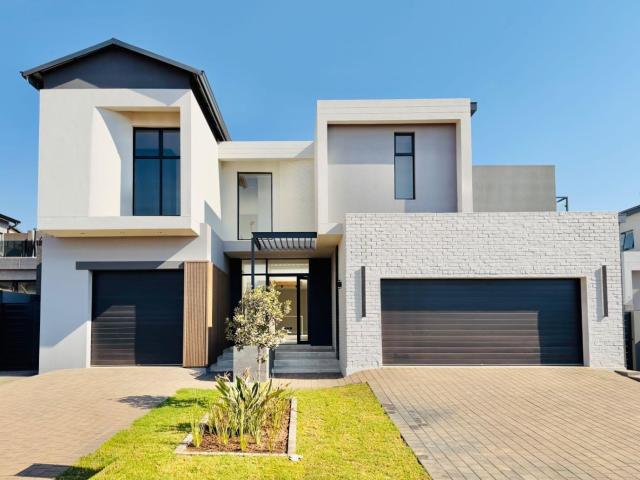 4 Bedroom House in Midstream Estate