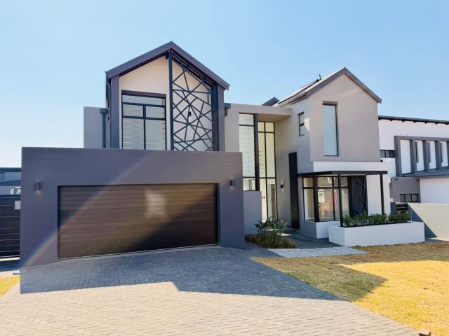 4 Bedroom House in Midstream Estate