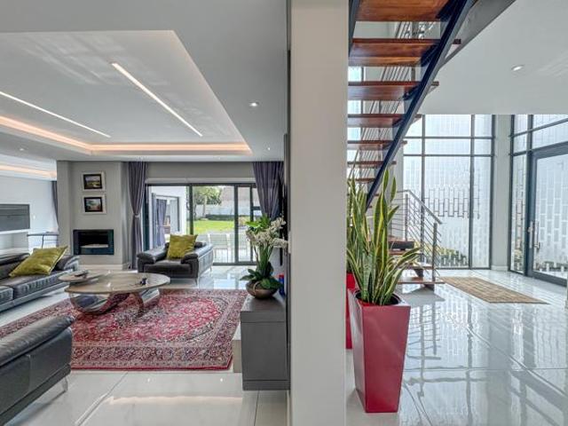 4 Bedroom House in Midstream Estate